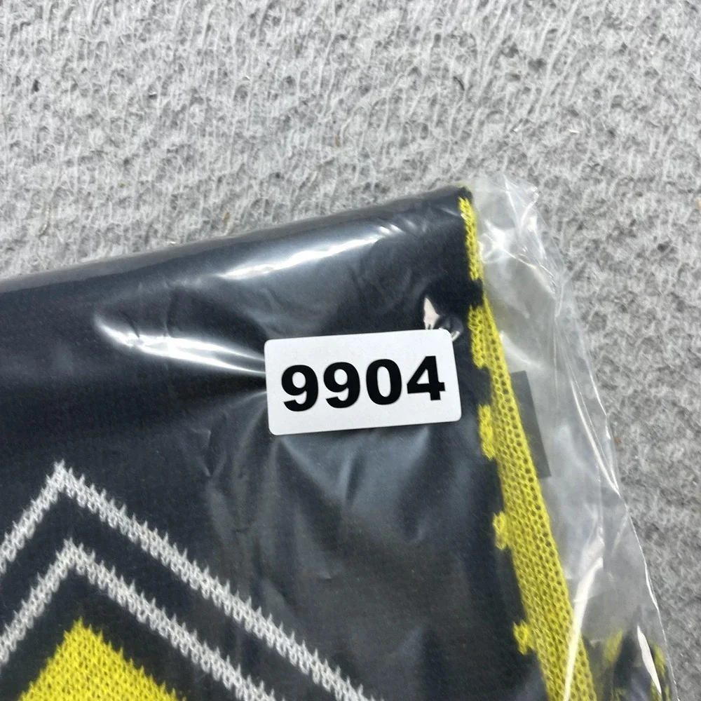 Iowa Hawkeyes Scarf Mens One Size Yellow NCAA Football Forever Collectibles